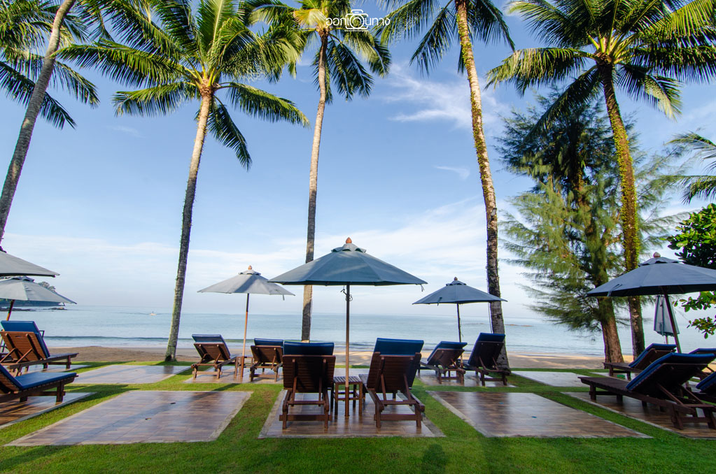  Khao Lak Bay Front Resort