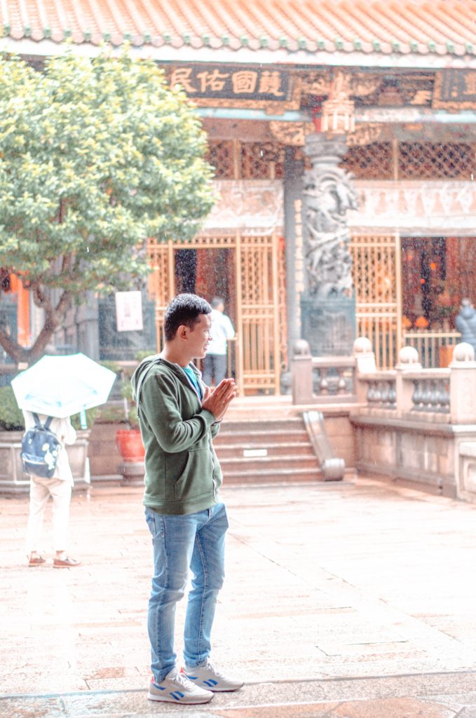 วัดหลงซาน [Longshan Temple] 