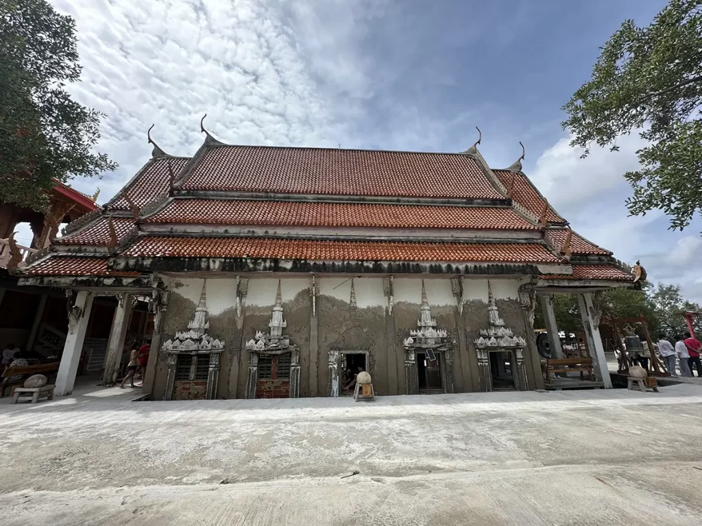 วัดขุนสมุทราวาส (วัดขุนสมุทรจีน)