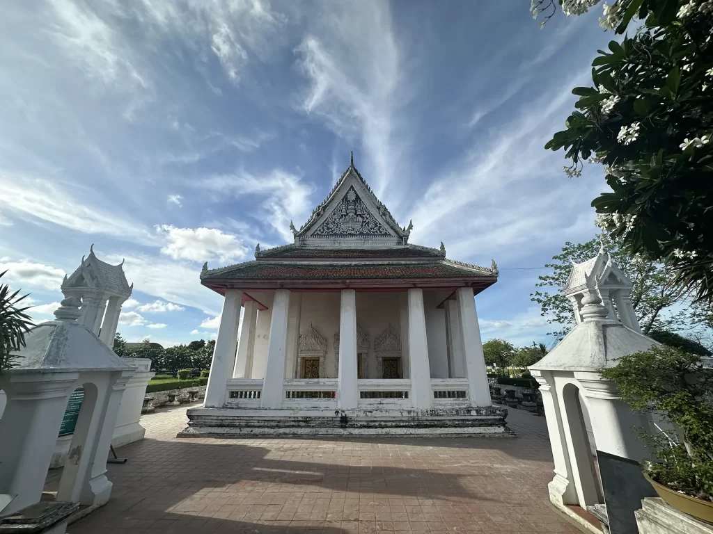 องค์พระสมุทรเจดีย์