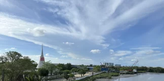 องค์พระสมุทรเจดีย์